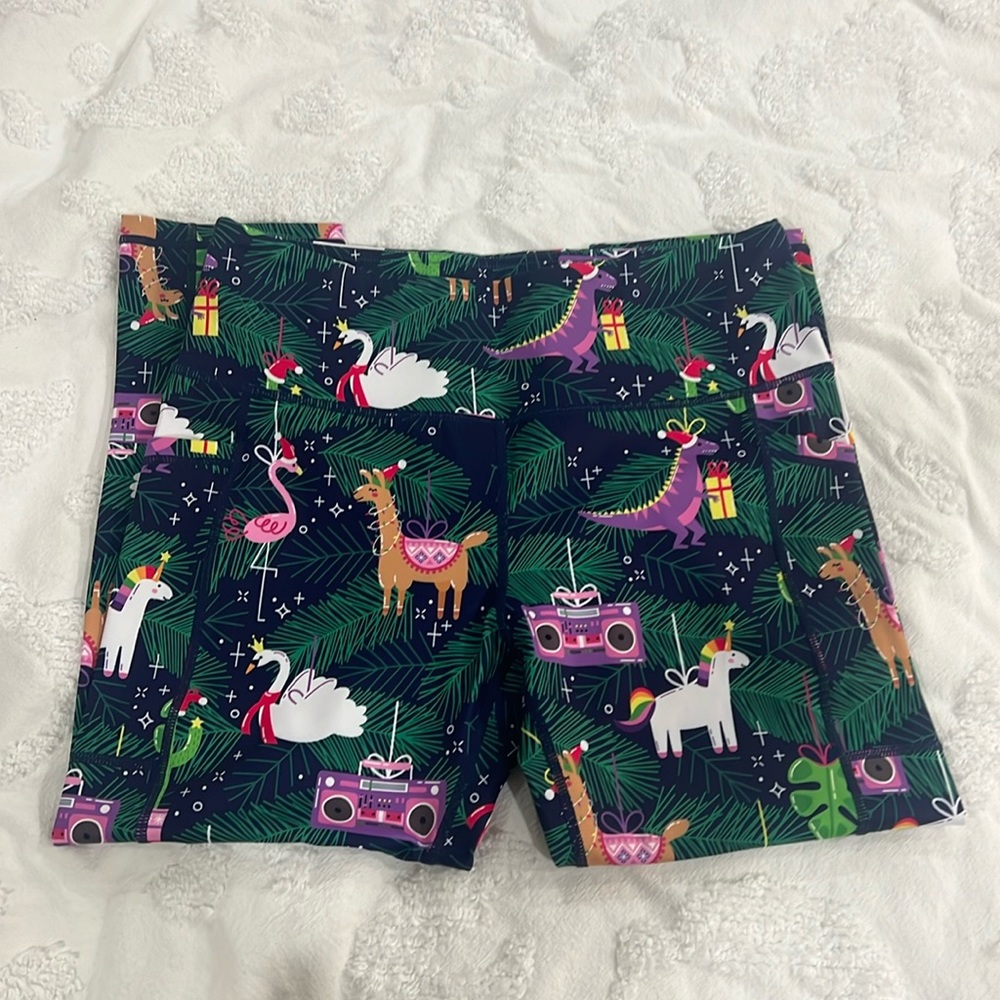 CVG capri leggings Holiday Magic